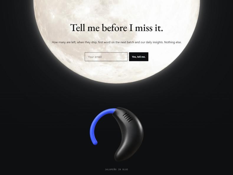 Moonshot newsletter homepage: Tell me before I miss it, over a full moon, with an email signup